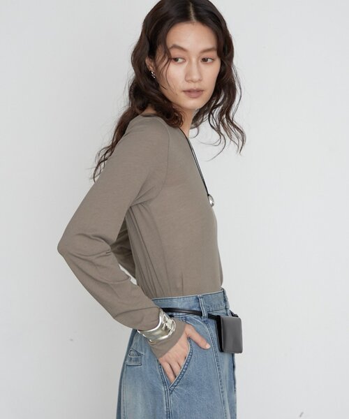 LOUNGEDRESS(ラウンジドレス)の「キュプラコットンカットソー 秋服(Tシャツ/カットソー・レディース・ブラック/オフホワイト/モカ・FREE)」の14枚目の写真