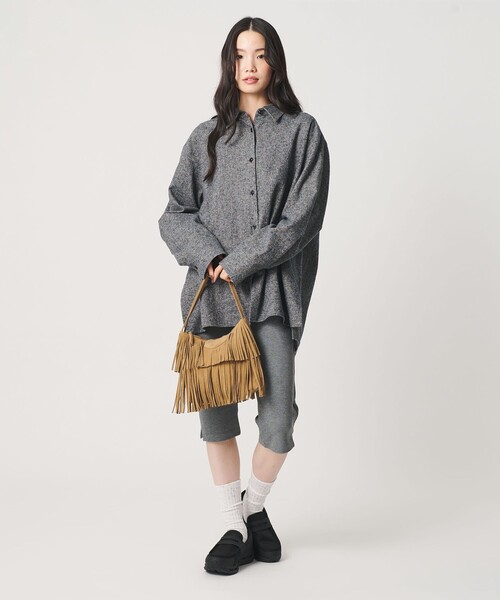 MOHI(モヒ)の「<MOHI...>スエード フリンジ ショルダーバッグ(ショルダーバッグ・レディース・ベージュ/ダークブラウン・FREE)」の5枚目の写真