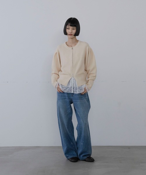LOWRYS FARM(ローリーズファーム)の「パフZIPカーディガン 1074560(カーディガン/ボレロ・レディース・ブラック/アイボリー/グレー・FREE)」の4枚目の写真