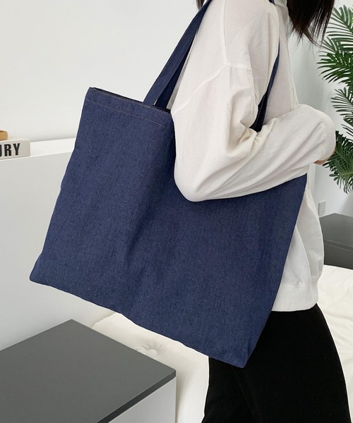 VIBGYOR(ヴィブジョー)の「urbanfemine./大容量 A4対応 ファスナー付き デニム トートバッグ U7675(トートバッグ・レディース・ブルー/ブラック/ライトブルー・FREE)」の3枚目の写真