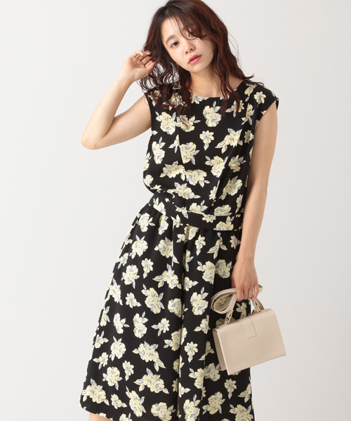 E hyphen world gallery（イーハイフンワールドギャラリー）の「コンパクトバッグ（ショルダーバッグ・レディース・アイボリー/ブラック/マスタード/ブルーグリーン/ピンクベージュ・FREE）」の20枚目の写真