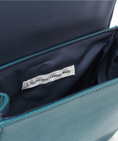 E hyphen world gallery（イーハイフンワールドギャラリー）の「コンパクトバッグ（ショルダーバッグ・レディース・アイボリー/ブラック/マスタード/ブルーグリーン/ピンクベージュ・FREE）」の12枚目の写真