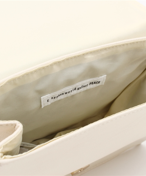 E hyphen world gallery（イーハイフンワールドギャラリー）の「コンパクトバッグ（ショルダーバッグ・レディース・アイボリー/ブラック/マスタード/ブルーグリーン/ピンクベージュ・FREE）」の15枚目の写真