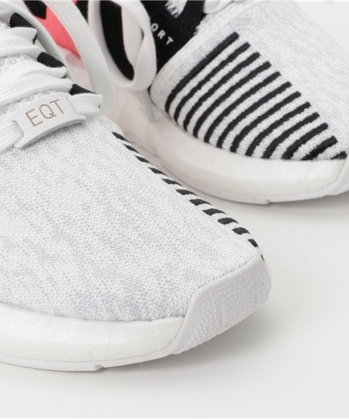 adidas（アディダス）の「オリジナルス イキューティー[EQT SUPPORT 93/17]（スニーカー・メンズ・ホワイト×ブラック・24.0cm/27.0cm/29.0cm/23.0cm/25.5cm/25.0cm/26.0cm/22.5cm/23.5cm/26.5cm/28.5cm/28.0cm/27.5cm/24.5cm/22.0cm）」の6枚目の写真
