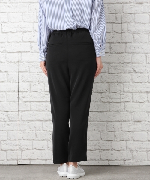 LEPSIM（レプシィム）の「WフェイスPEトラックパンツ　740653（その他パンツ・レディース・ブラック/ベージュ・LARGE/MEDIUM）」の6枚目の写真