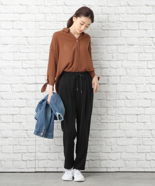 LEPSIM（レプシィム）の「WフェイスPEトラックパンツ　740653（その他パンツ・レディース・ブラック/ベージュ・LARGE/MEDIUM）」の13枚目の写真