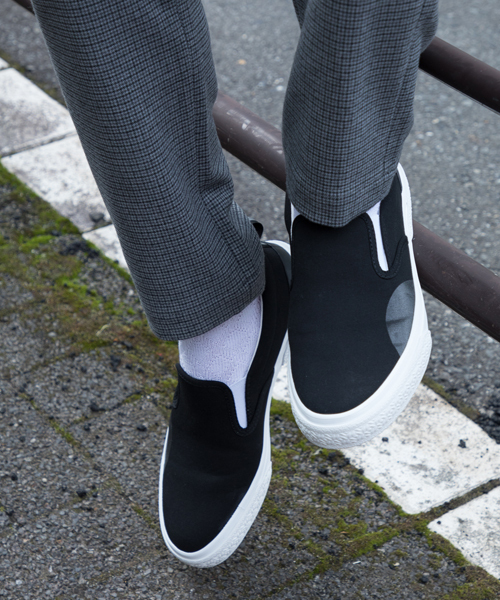 SLACK FOOTWEAR（スラックフットウェア）の「【SLACK】CALMER/キャンバススリッポン/SL1106（スニーカー・メンズ・ブラック/ホワイト/ネイビー/ベージュ・26.5cm/27.5cm/26.0cm/27.0cm/25.5cm/26/27/27.5/26.5）」の2枚目の写真