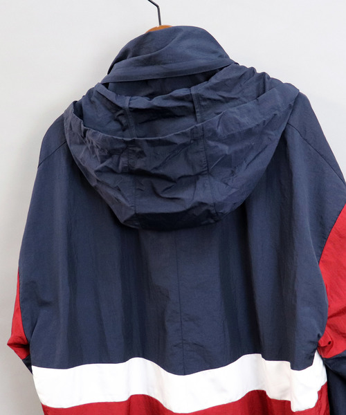 Confirm（コンファーム）の「Confirm / コンファーム ナイロントラックジャケット（ブルゾン・メンズ・ブラック/ネイビー・M/L）」の7枚目の写真