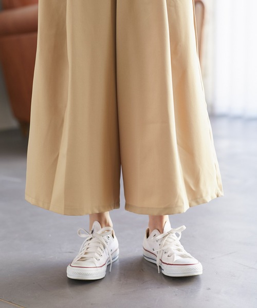 Chaco closet(チャコ クローゼット)の「タック入りウエストゴム ロングガウチョパンツ(その他パンツ・レディース・オリーブ/ベージュ/ブラック/ネイビー・FREE)」の12枚目の写真