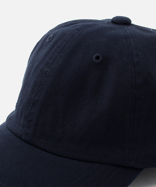 AZUL by moussy（アズールバイマウジー）の「BASIC TWILL CAP/ベーシックツイルキャップ（キャップ・レディース・ブラック/ネイビー/オフホワイト/ライトパープル・FREE）」の5枚目の写真