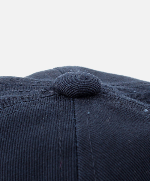 AZUL by moussy（アズールバイマウジー）の「BASIC TWILL CAP/ベーシックツイルキャップ（キャップ・レディース・ブラック/ネイビー/オフホワイト/ライトパープル・FREE）」の6枚目の写真