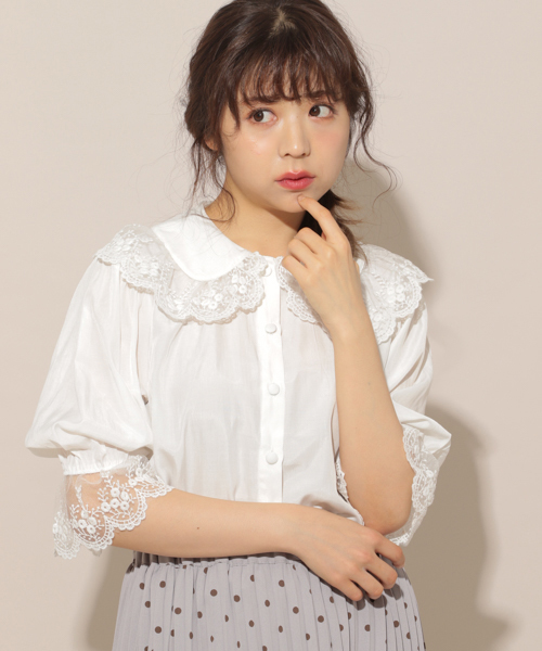 apres jour（アプレジュール）の「スカラップレース襟ブラウス【ZOZOTOWN限定アイテム】（シャツ/ブラウス・レディース・ブラック/オフホワイト/ブルー/ラベンダー・フリー）」の6枚目の写真