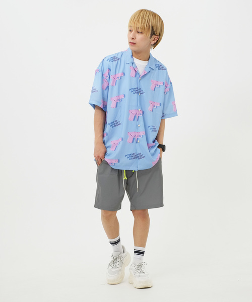 ATTI(アッティ)の「ピストルカラー総柄シャツ(シャツ/ブラウス・メンズ・ホワイト/ブラック/サックスブルー・FREE)」の2枚目の写真