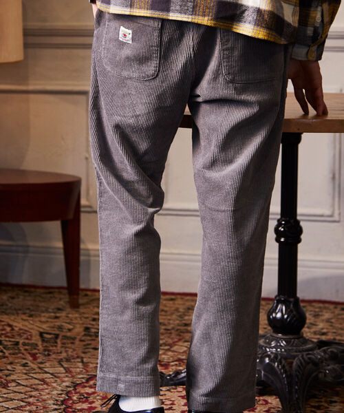 FREDY&GLOSTER（フレディアンドグロスター）の「【WEB限定カラーあり】【SUNDAY TOOLS WEAR】 シェフパンツ ワイドパンツ コーデュロイパンツ（その他パンツ・メンズ・ブラック/グレー/ブラウン/ブラウン系その他/ミント/ブルー系その他/グレイッシュブルー/ラベンダー/ベビーピンク/キナリ/オフホワイト・M/L）」の6枚目の写真