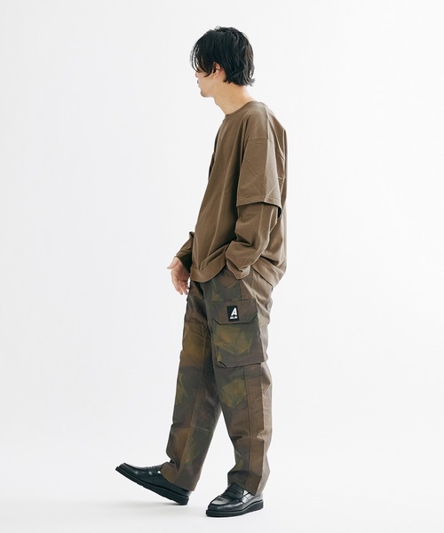 JOURNAL STANDARD(ジャーナルスタンダード)の「ルーズレイヤード(Tシャツ/カットソー・メンズ・ベージュ/ブラック系その他/ホワイト・MEDIUM/LARGE/SMALL)」の22枚目の写真