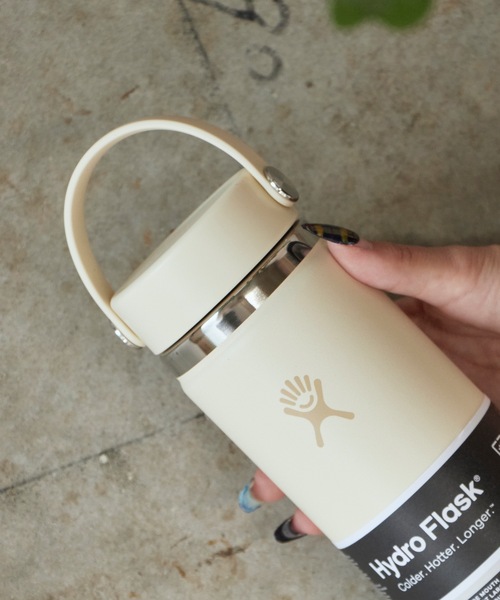 HYDRO FLASK(ハイドロフラスク)の「HydroFlask/ハイドロフラスク 16oz Wide Mouth ワイドマウスボトル ステンレスボトル(473ml) 2026年春夏 再入荷(グラス/マグカップ/タンブラー・メンズ・ライトブルー/エメラルドブルー/ブラック/ネイビー/オリーブ/ピンク/ブルー/ダークグレー/ミント/レモンイエロー/ホワイト/ライトグレー/ブルー系/インディゴブルー/オートミール/パープル/ライトピンク/ダークパープル/ピンク系/モカ/キナリ/オフホワイト/モスグリーン/ダークブルー・FREE)」の3枚目の写真