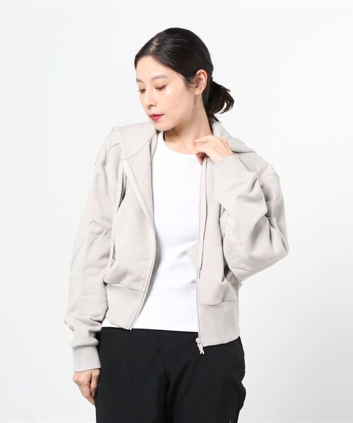 Reebok(リーボック)の「クラシックス ファウンデーション フレンチテリー フーディー / Classics Foundation French Terry Hoodie(パーカー・レディース・サンドベージュ/ブラック・X-LARGE/SMALL/MEDIUM/LARGE)」の8枚目の写真