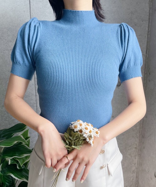 Loueme（ルエム）の「ハイネックパフスリーブリブニット（Tシャツ/カットソー・レディース・ホワイト/ブラック/ベージュ/レッド/ブルー・FREE）」の4枚目の写真