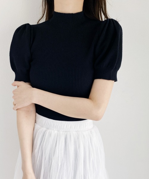 Loueme（ルエム）の「ハイネックパフスリーブリブニット（Tシャツ/カットソー・レディース・ホワイト/ブラック/ベージュ/レッド/ブルー・FREE）」の7枚目の写真