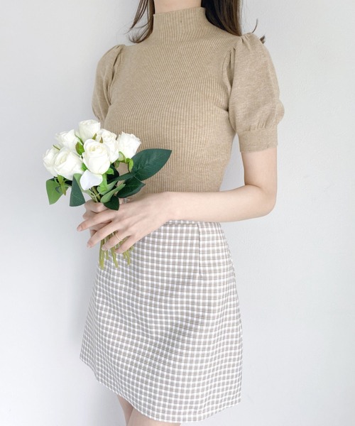 Loueme（ルエム）の「ハイネックパフスリーブリブニット（Tシャツ/カットソー・レディース・ホワイト/ブラック/ベージュ/レッド/ブルー・FREE）」の17枚目の写真