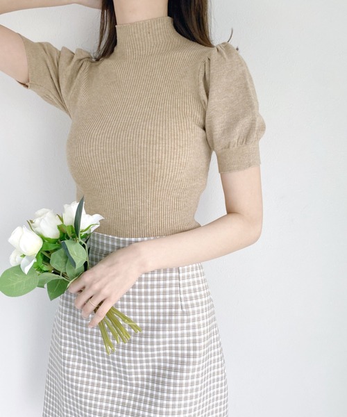 Loueme（ルエム）の「ハイネックパフスリーブリブニット（Tシャツ/カットソー・レディース・ホワイト/ブラック/ベージュ/レッド/ブルー・FREE）」の9枚目の写真