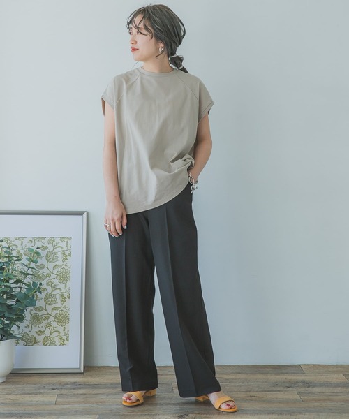 ITEMS URBANRESEARCH(アイテムズ アーバンリサーチ)の「カラーイージーワイドパンツ(その他パンツ・レディース・ベージュ/レッド/ブラック/モカ・SMALL/MEDIUM/LARGE)」の10枚目の写真