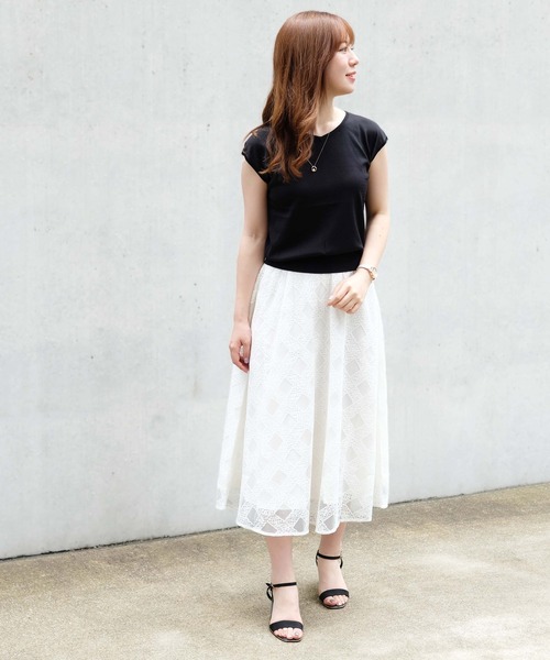 STRAWBERRY-FIELDS（ストロベリーフィールズ）の「ノアストレッチⅡ　ニット＆スカート（ワンピース・レディース・ブラック・2）」の4枚目の写真