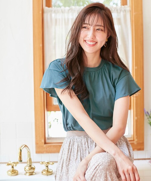 ANY SIS（エニィスィス）の「【NAIL HOLICコラボ】スタンドネック Tシャツ（Tシャツ/カットソー・レディース・ホワイト系/ブラック系/ベージュ系/ライラック系/オレンジ系/パイングリーン系・0）」の4枚目の写真