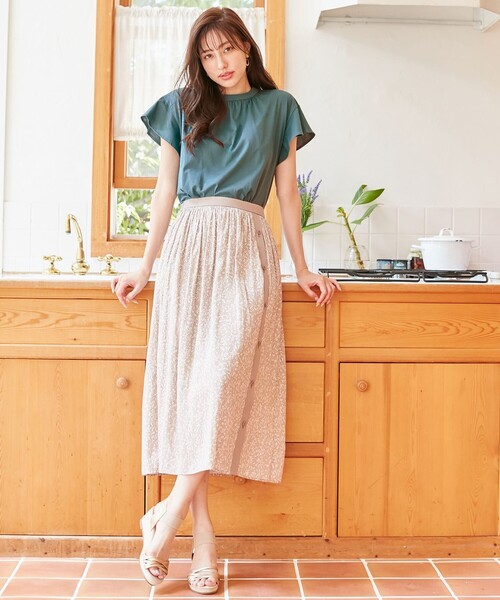 ANY SIS（エニィスィス）の「【NAIL HOLICコラボ】スタンドネック Tシャツ（Tシャツ/カットソー・レディース・ホワイト系/ブラック系/ベージュ系/ライラック系/オレンジ系/パイングリーン系・0）」の12枚目の写真
