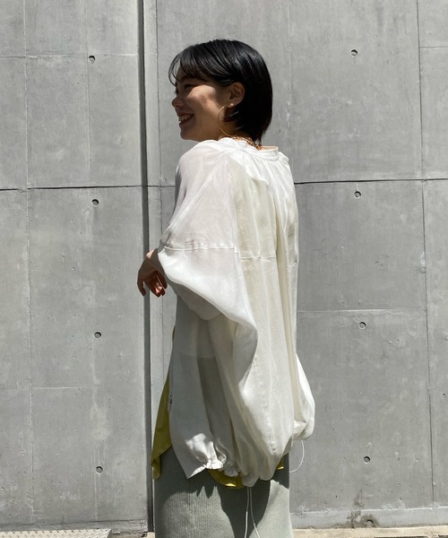 DouDou（ドゥドゥ）の「ボリュームライトジップブルゾン（その他アウター・レディース・オフホワイト/ブラウン/ブラック・FREE）」の15枚目の写真