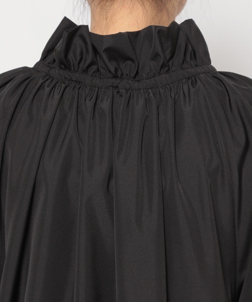 JEANASIS（ジーナシス）の「フリルネック２WAYブラウス/958373（シャツ/ブラウス・レディース・ブラック/ベージュ・FREE）」の9枚目の写真