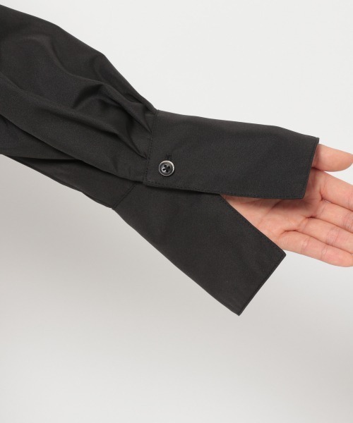 JEANASIS（ジーナシス）の「フリルネック２WAYブラウス/958373（シャツ/ブラウス・レディース・ブラック/ベージュ・FREE）」の11枚目の写真