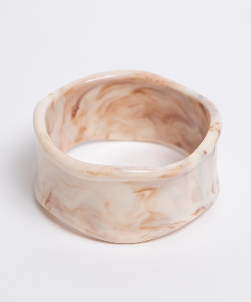 WEGO(ウィゴー)の「WEGO/ワイドうねりバングル(バングル/リストバンド・レディース・ブラウン/ベージュ/その他1・FREE)」の8枚目の写真