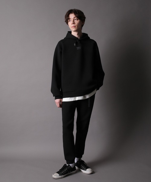 JUNRED(ジュンレッド)の「GRAMICCI別注スキニージョガーテックパンツ(その他パンツ・メンズ・ブラック/グレー/ベージュ系その他・S/M/L)」の17枚目の写真