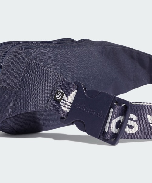 adidas（アディダス）の「アディカラー ブランデッド ウェビング