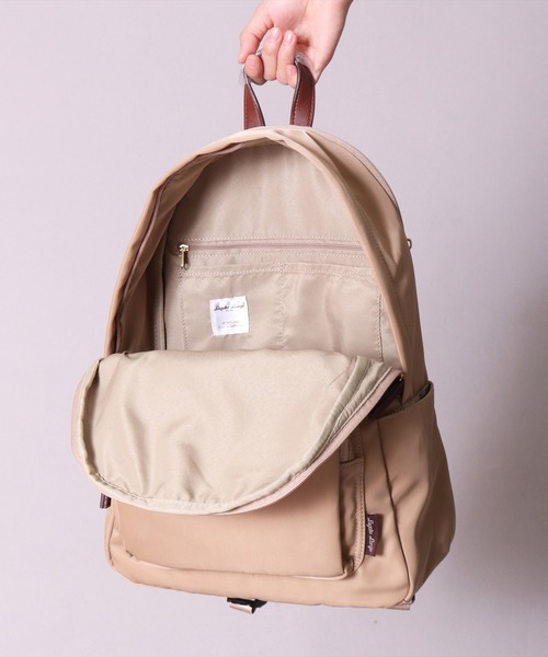 Legato Largo(レガートラルゴ)の「(LF)【Legato Largo】肩楽(かたらく)PC収納 ナイロン リュック(バックパック/リュック・レディース・ネイビー/ブラック/ベージュ/グレー/ライトブラウン・ONE SIZE/ONESIZE)」の13枚目の写真