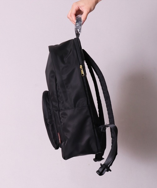 Legato Largo(レガートラルゴ)の「(LF)【Legato Largo】肩楽(かたらく)PC収納 ナイロン リュック(バックパック/リュック・レディース・ネイビー/ブラック/ベージュ/グレー/ライトブラウン・ONE SIZE/ONESIZE)」の15枚目の写真