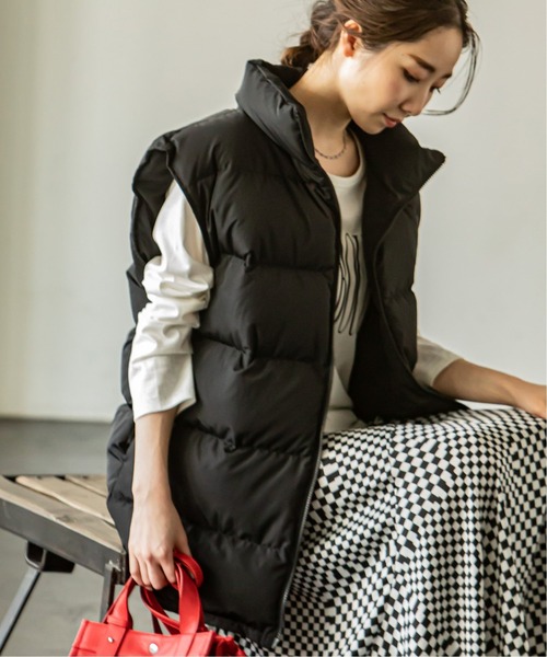 PROVOKE (プロヴォーク)の「【PROVOKE】 big shoulder dawn vest◆(ダウンジャケット/コート・レディース・アイボリー/ブラック・フリー)」の1枚目の写真