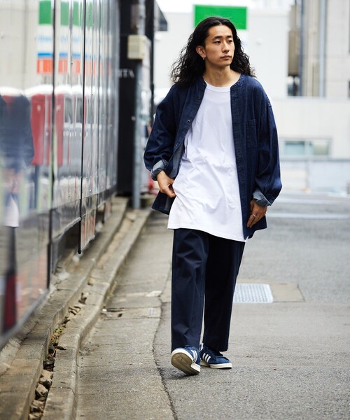 FREAK'S STORE（フリークスストア）の「ビックシルエット スタンドカラーシャツ/タイプライター/デニム/バンドカラーシャツ（シャツ/ブラウス・メンズ・ホワイト/ライトグレー/ブルー/ストライプ/ダークネイビー/オフホワイト/チェック/ブラウン/ブラウン系その他/ベージュ・MEDIUM/LARGE）」の16枚目の写真