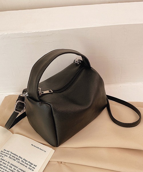 Chaco closet（チャコ クローゼット）の「2WAYフェイクレザーミニスクエアーボストンバック（ボストンバッグ・レディース・ホワイト/ブラック/オレンジ・FREE）」の18枚目の写真