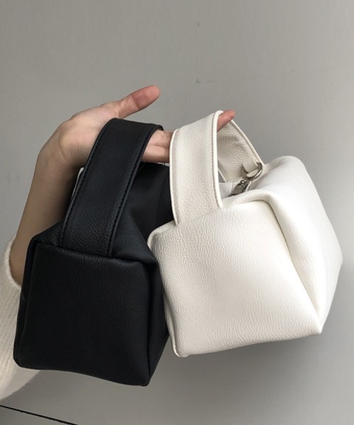 Chaco closet（チャコ クローゼット）の「2WAYフェイクレザーミニスクエアーボストンバック（ボストンバッグ・レディース・ホワイト/ブラック/オレンジ・FREE）」の19枚目の写真