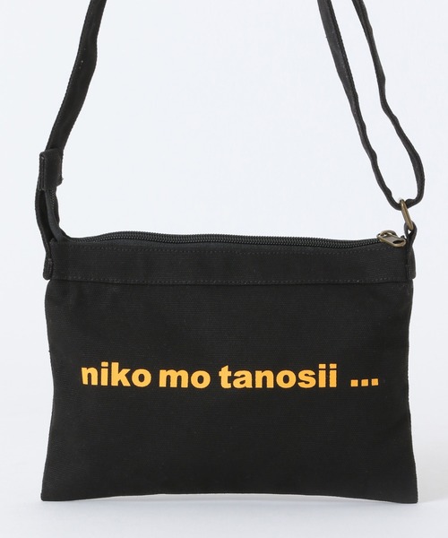 niko and...（ニコアンド）の「【BOKU HA TANOSII（ボクハタノシイ）】コラボサコッシュ（ショルダーバッグ・メンズ・ホワイト/ブラック/レッド・FREE）」の6枚目の写真