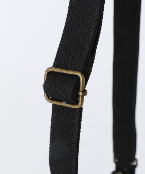 niko and...（ニコアンド）の「【BOKU HA TANOSII（ボクハタノシイ）】コラボサコッシュ（ショルダーバッグ・メンズ・ホワイト/ブラック/レッド・FREE）」の13枚目の写真