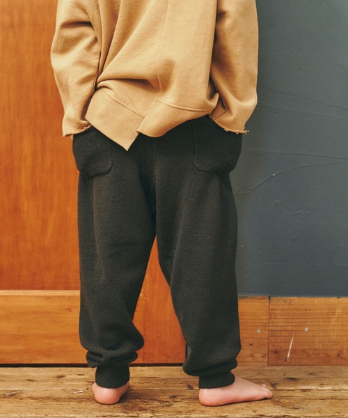 ＆yam（アンドヤム）の「チクチクしない！もちもちニットパンツ【親子お揃い/リンクコーデ】（その他パンツ・キッズ・ベージュ/グリーン/グレー系その他/グレー/ブルー/ブルー系その他・120-130cm/130-140cm/110-120cm/150-160cm/140-150cm）」の9枚目の写真