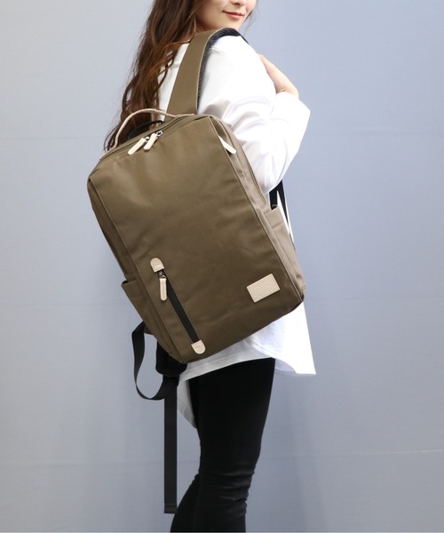 GUSCIO UOMO（グッシオ ウォーモ）の「【グッシオ ウォーモ】ナチュラルデイリーリュック　オフィスカジュアル　アウトドアバックパック 本革付属（バックパック/リュック・メンズ・ホワイト/ネイビー/ダークグレー/ブラウン系・FREE）」の3枚目の写真