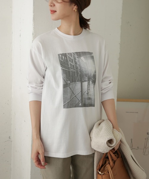 URBAN RESEARCH DOORS（アーバンリサーチドアーズ）の「フォトプリントロングスリーブTシャツ（Tシャツ/カットソー・レディース・その他1/その他2・ONE）」の11枚目の写真