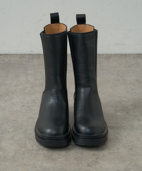 natural couture(ナチュラルクチュール)の「サイドゴアミドルブーツ(ブーツ・レディース・ブラック・LARGE/MEDIUM)」の7枚目の写真