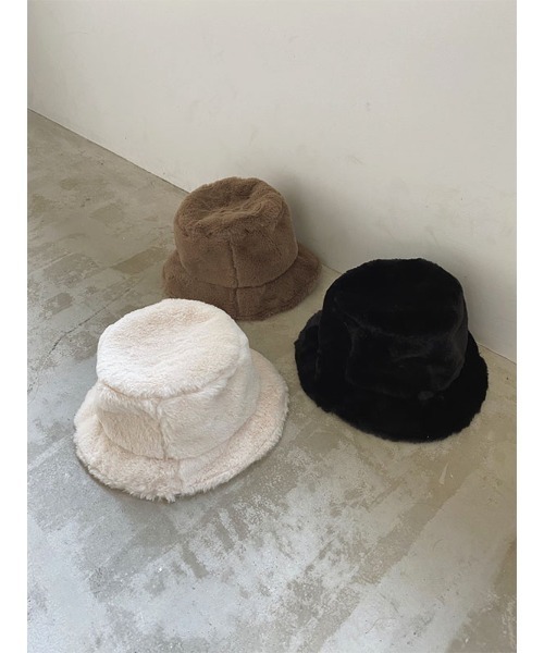 ACYM（アシーム）の「Volume fur bucket ハット（ハット・レディース・ブラック/ベージュ/アイボリー・FREE）」の10枚目の写真