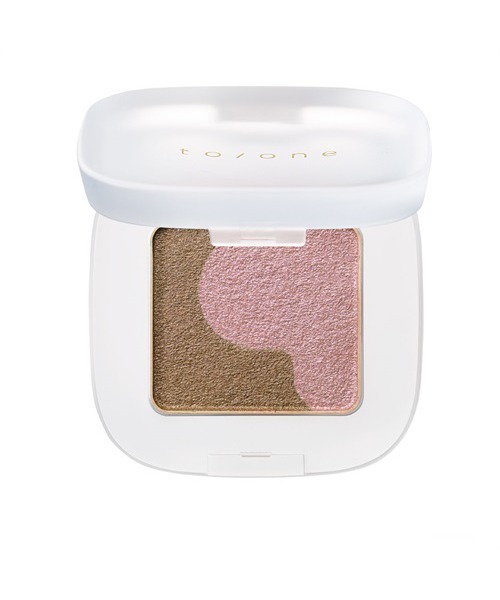 to/one（トーン）の「to/one / ペタル フロートアイシャドウ 01～08（アイシャドウ・レディース・01 MORNING CLOUD/04 FLORA ON SAND/05 FLOWER MYTH/06 DUNE WIND/08 MOROCCAN MURAL/02 SWEET MAPLE/03 PETAL HARMONY・FREE）」の4枚目の写真