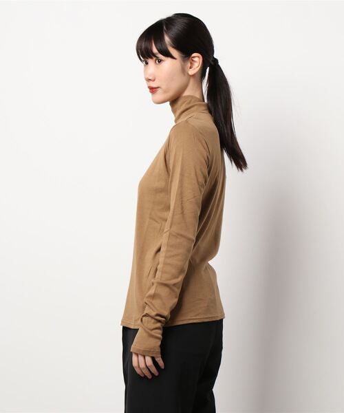 LOWRYS FARM(ローリーズファーム)の「ウォームカラータートル 229392(Tシャツ/カットソー・レディース・ホワイト/ブラック/ブラウン/グリーン/オレンジ/ピンク/ライトグリーン・FREE)」の18枚目の写真